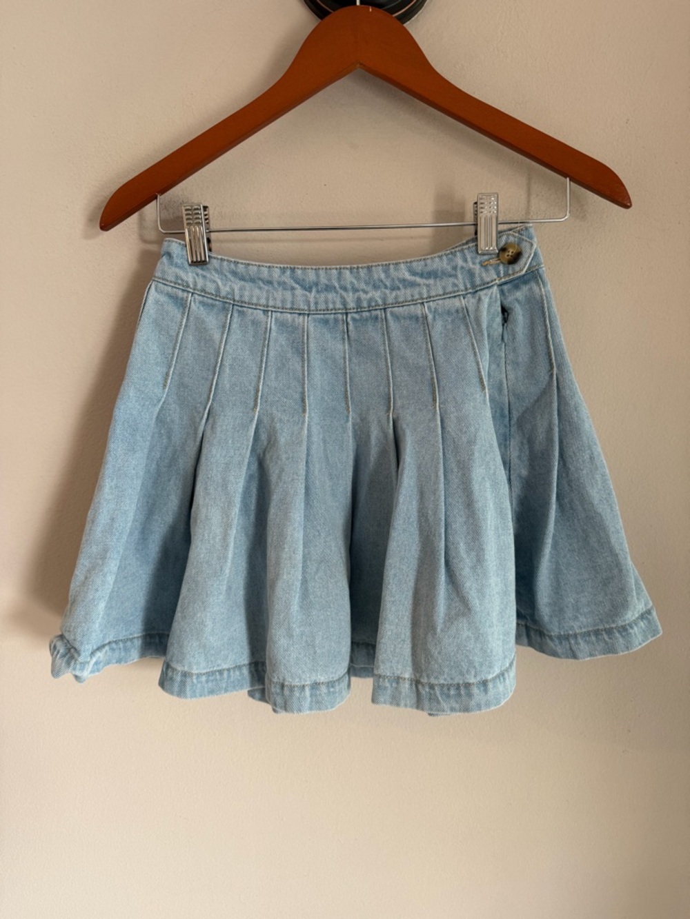 Forever 21 Light Wash Denim Pleated Mini Skirt Blue Size Small Preppy Y2K